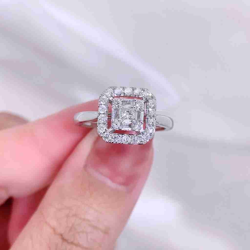 T型-公主方-圓型-鑽石-0.40ct-戒指-D-VS2-白色-18k