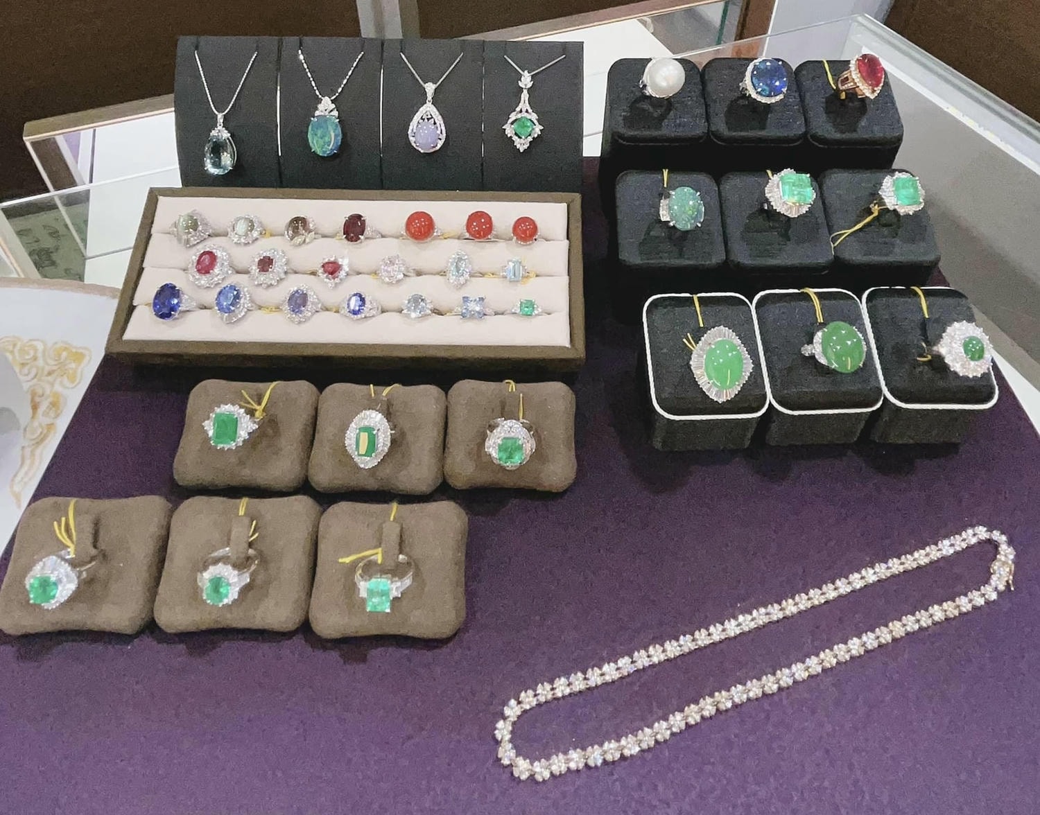 黎龍興珠寶專賣店 Libra Gem 