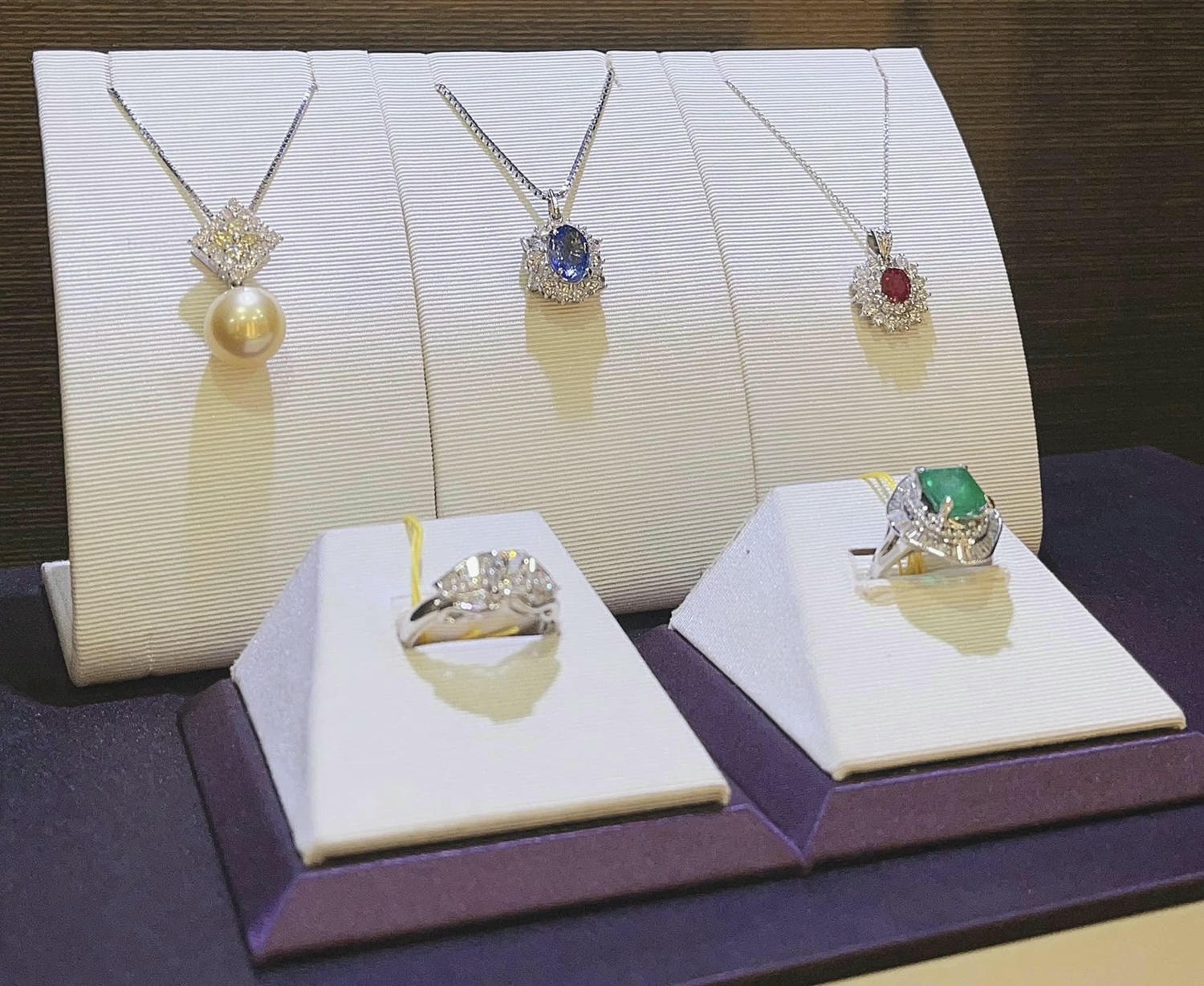 黎龍興珠寶專賣店 Libra Gem 