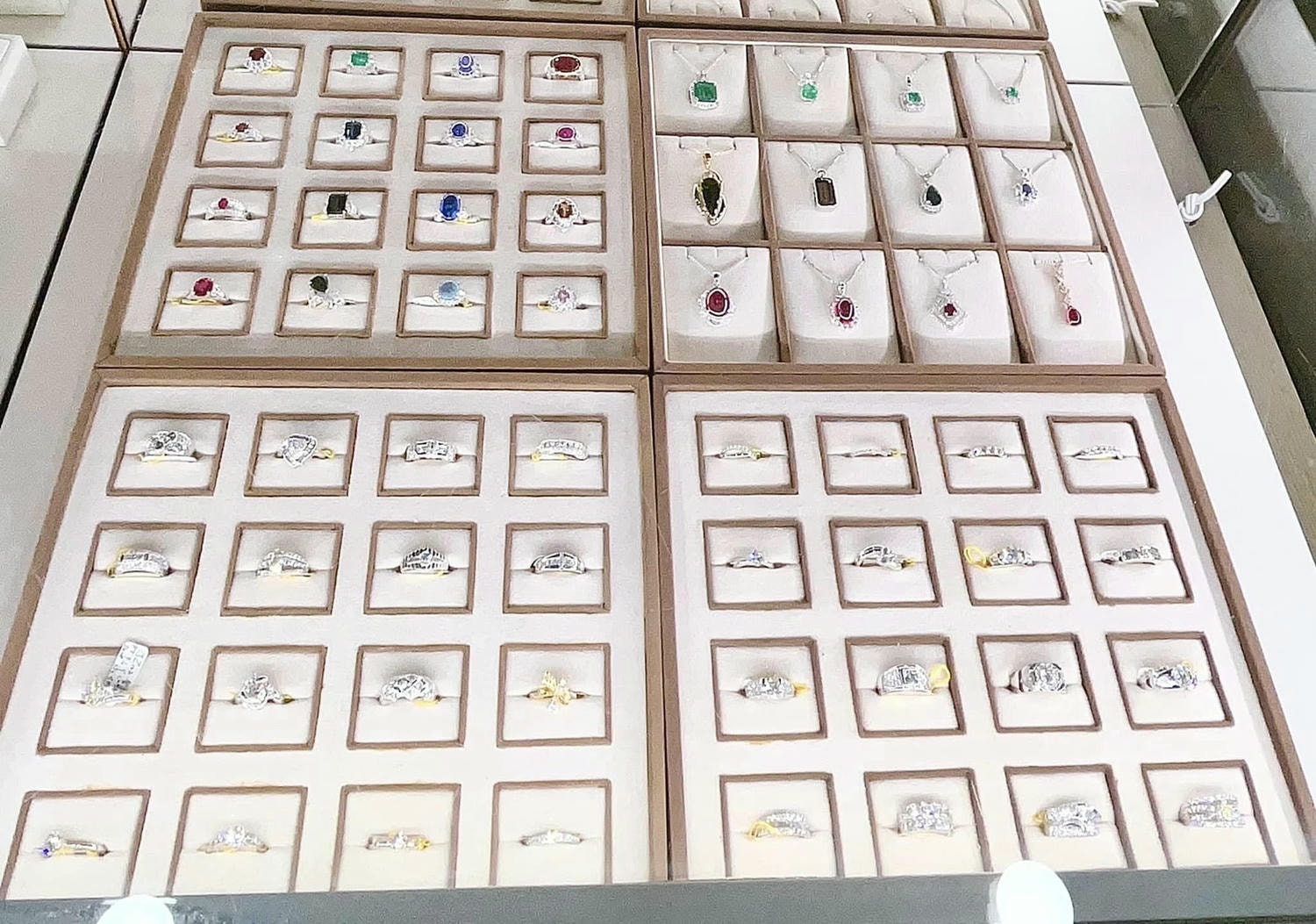黎龍興珠寶專賣店 Libra Gem 